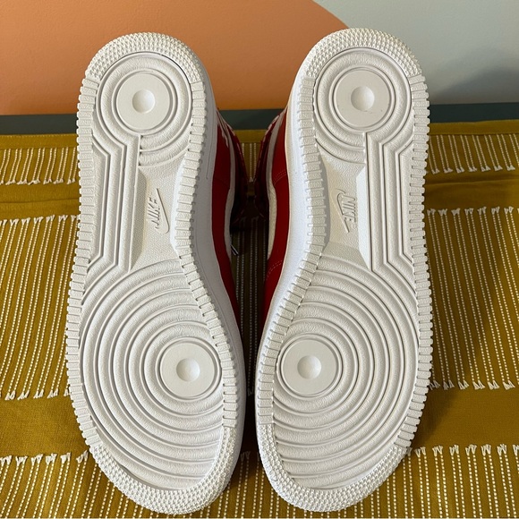 DEADSTOCK - Nike Air Force 1 SUPREME WORLD FAMOUS Red size men’s 10 US - Picture 3 of 16